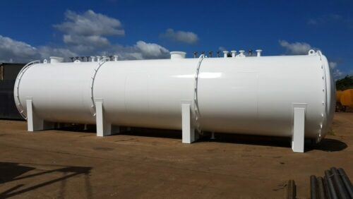  صورة تحتوي على أنواع  storage tanks ، خصوصا الخزانات الأفقية (Horizontal storage tanks) 